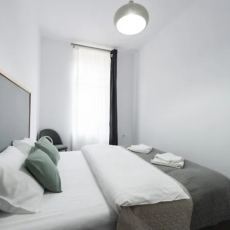 Apartment Gorgeous Flat With Patio And Mountain Views Brasov