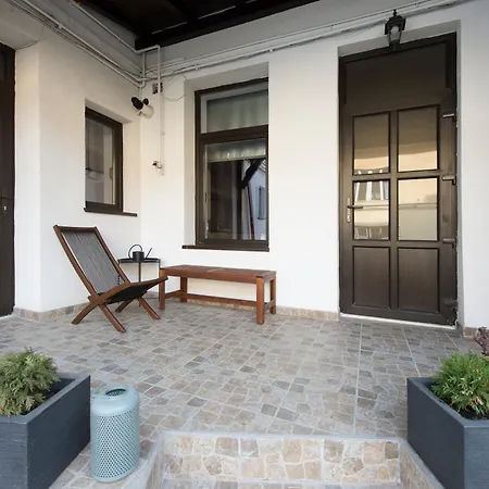 Apartment Gorgeous Flat With Patio And Mountain Views Brasov